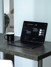 walling-nMqqEFhInkY-unsplash