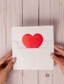 rinck-content-studio-rMuBASHufwo-unsplash